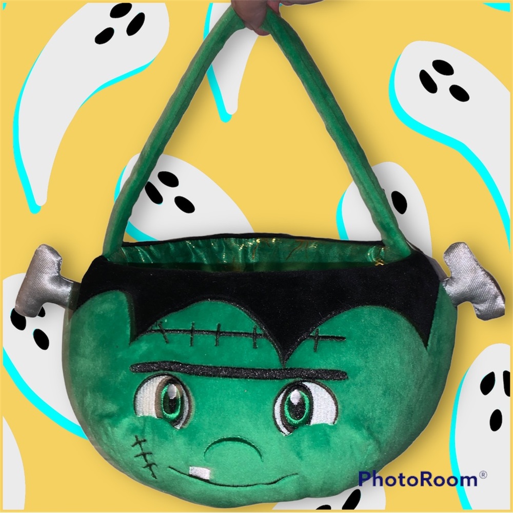Super cute Frankenstein plush Bag/Bucket Halloween Candy Trick Or Treat